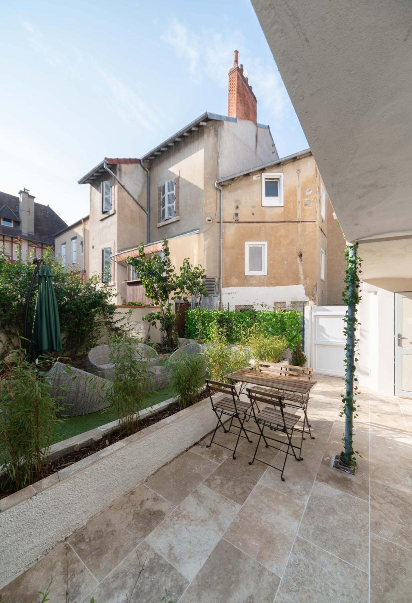 Residence Jaures - Appartements Design Et Climatises En Centre Ville Vichy Eksteriør bilde