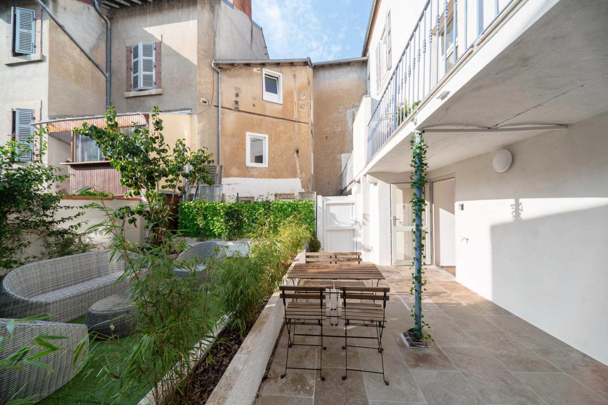 Residence Jaures - Appartements Design Et Climatises En Centre Ville Vichy Eksteriør bilde